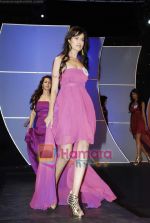 at Pantaloon Femina Miss India 2010 unveils finalists in Grand Hyatt on 23rd March 2010 (34).JPG
